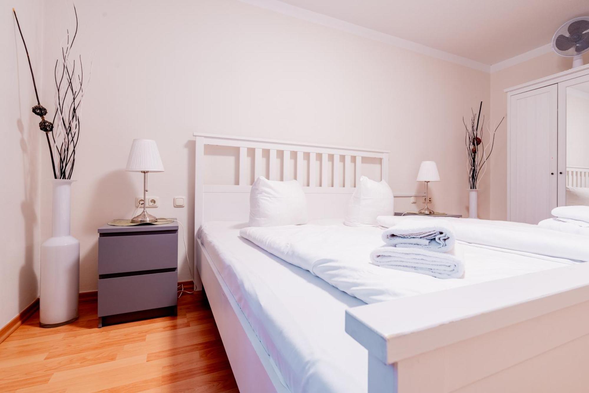 City Park Apartments - #11-12 - Apartments Mit Ambiente Am Park لبسيا المظهر الخارجي الصورة